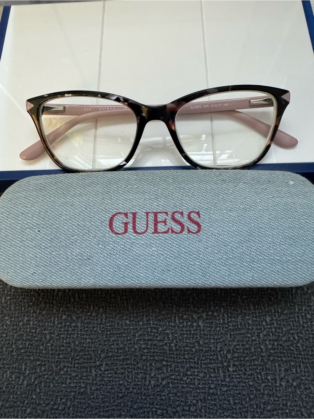 Guess Eyeglasses Frame & Case